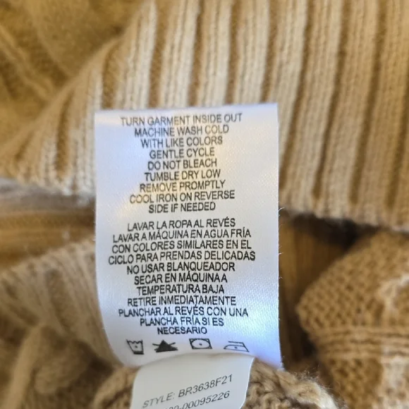 Briggs New York Tan Cable Knit Sweater - Women Size S - Picture 6 of 9